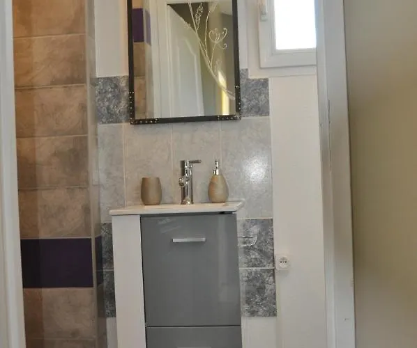 ベッド・アンド・ブレックファスト Clos San Gianni Pujols-sur-Ciron